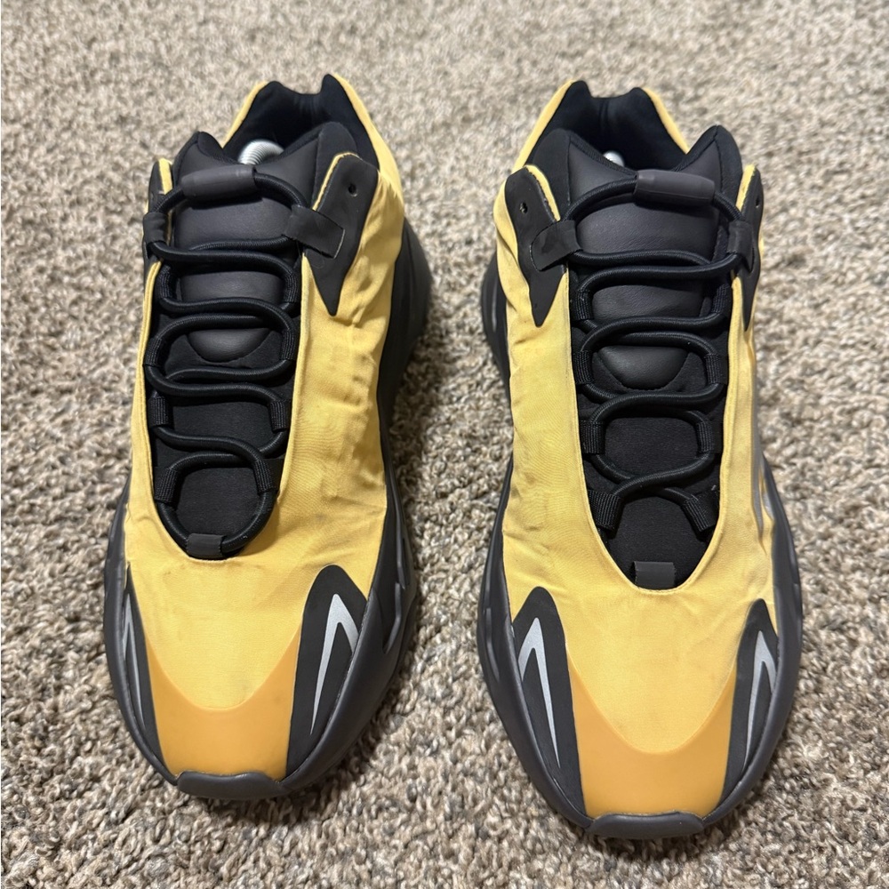 Adidas Yeezy Boost 700 MNVN Honey flux - Picture 3 of 8